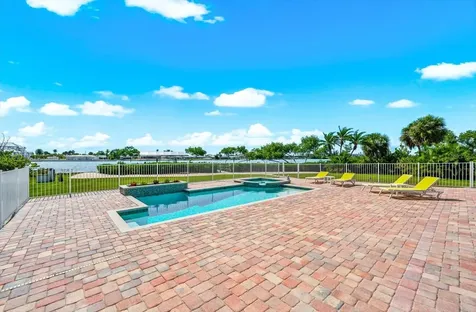 1600 New Point Comfort Road Englewood FL 34223