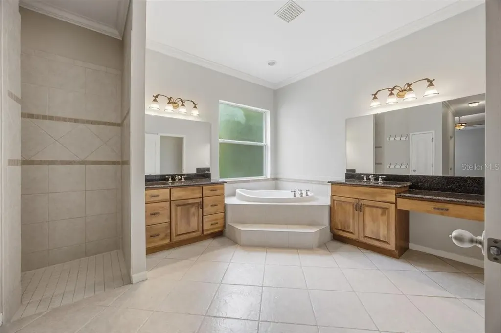 713 Whitehall Street Plant City FL 33563