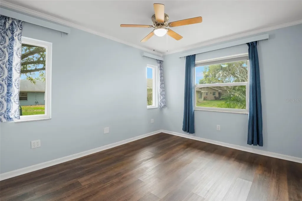 1904 Canterbury Lane Sun City Center FL 33573