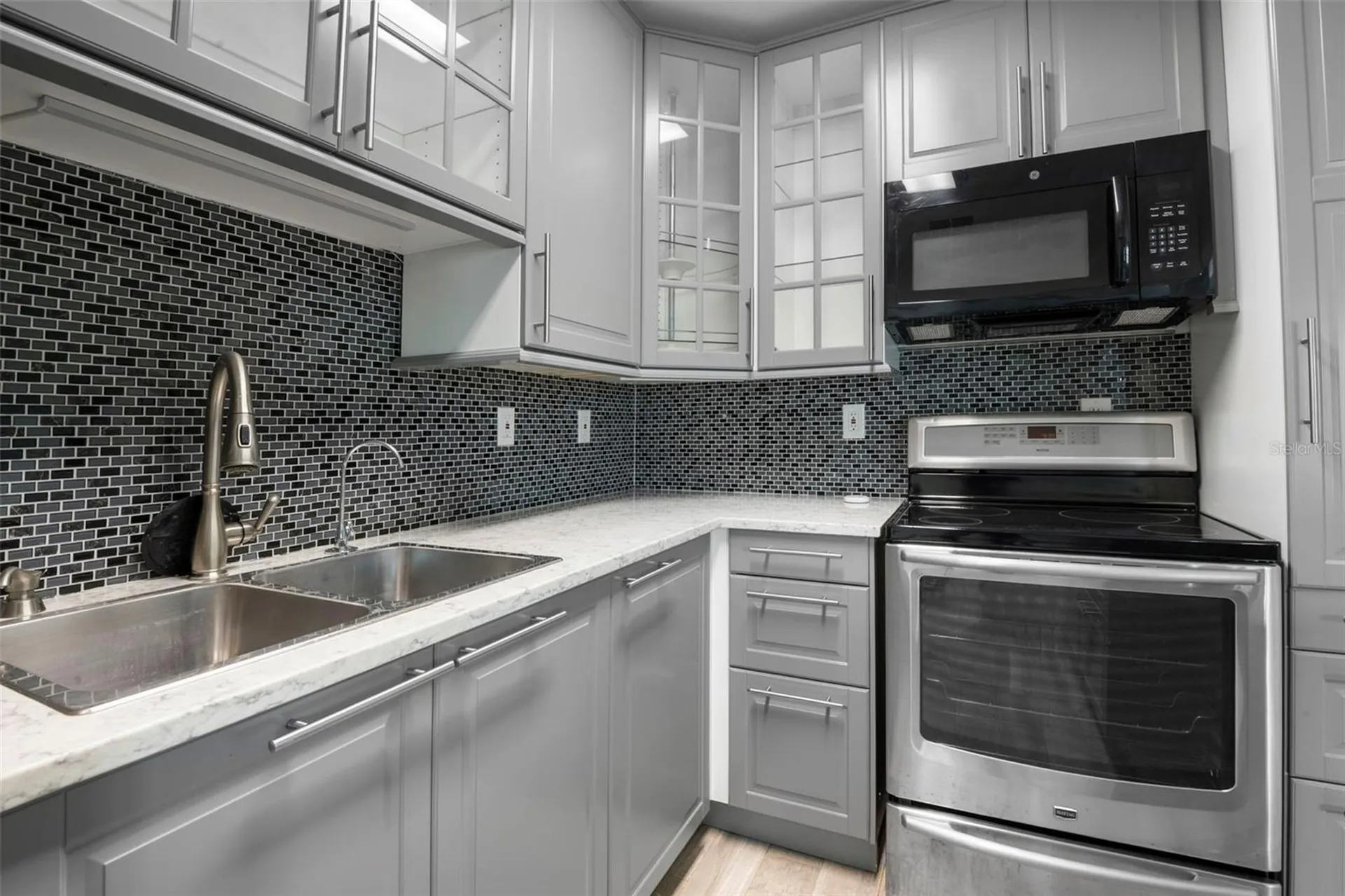 1904 Canterbury Lane Sun City Center FL 33573