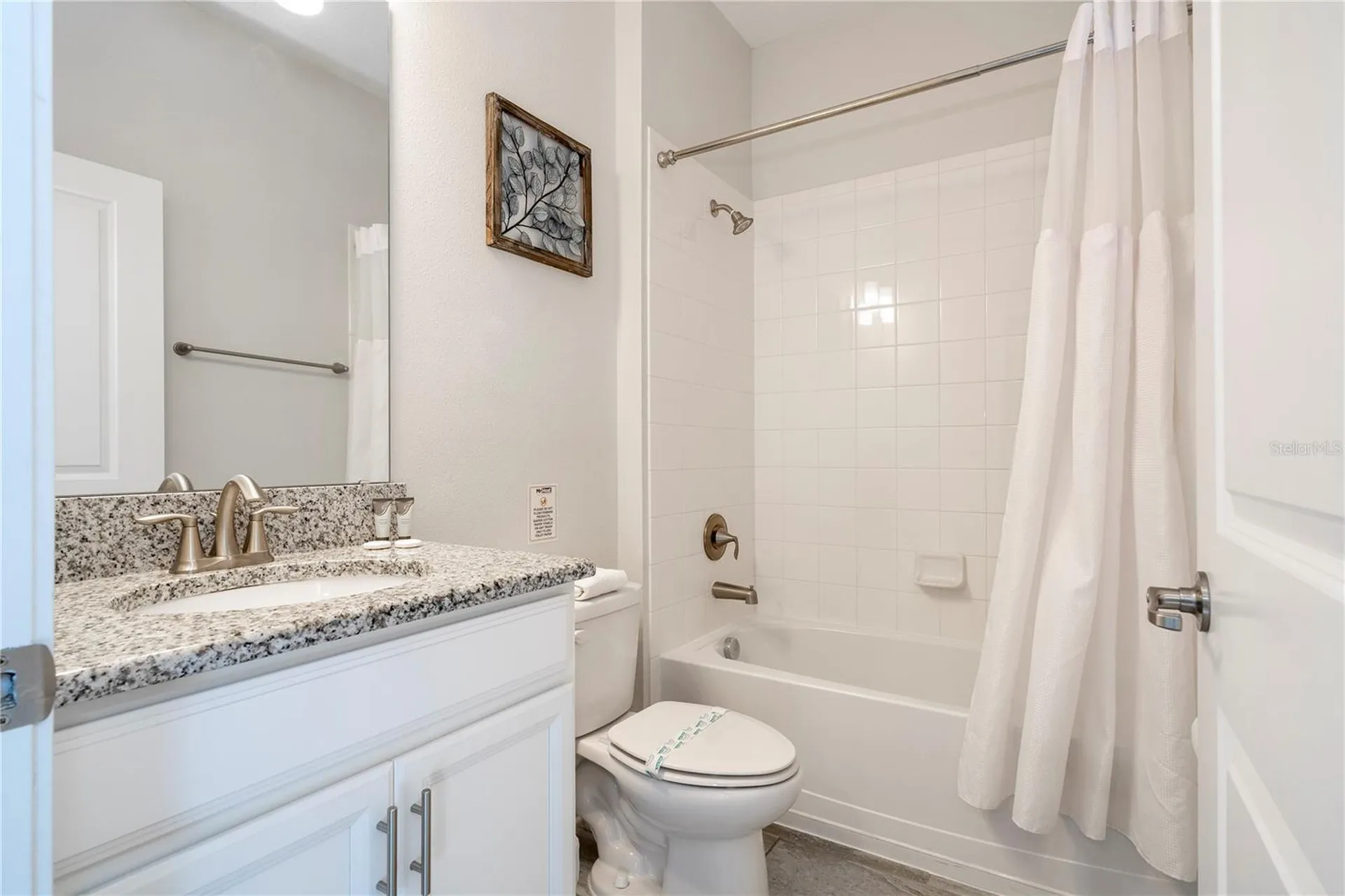 1646 Moon Valley Drive Davenport FL 33896