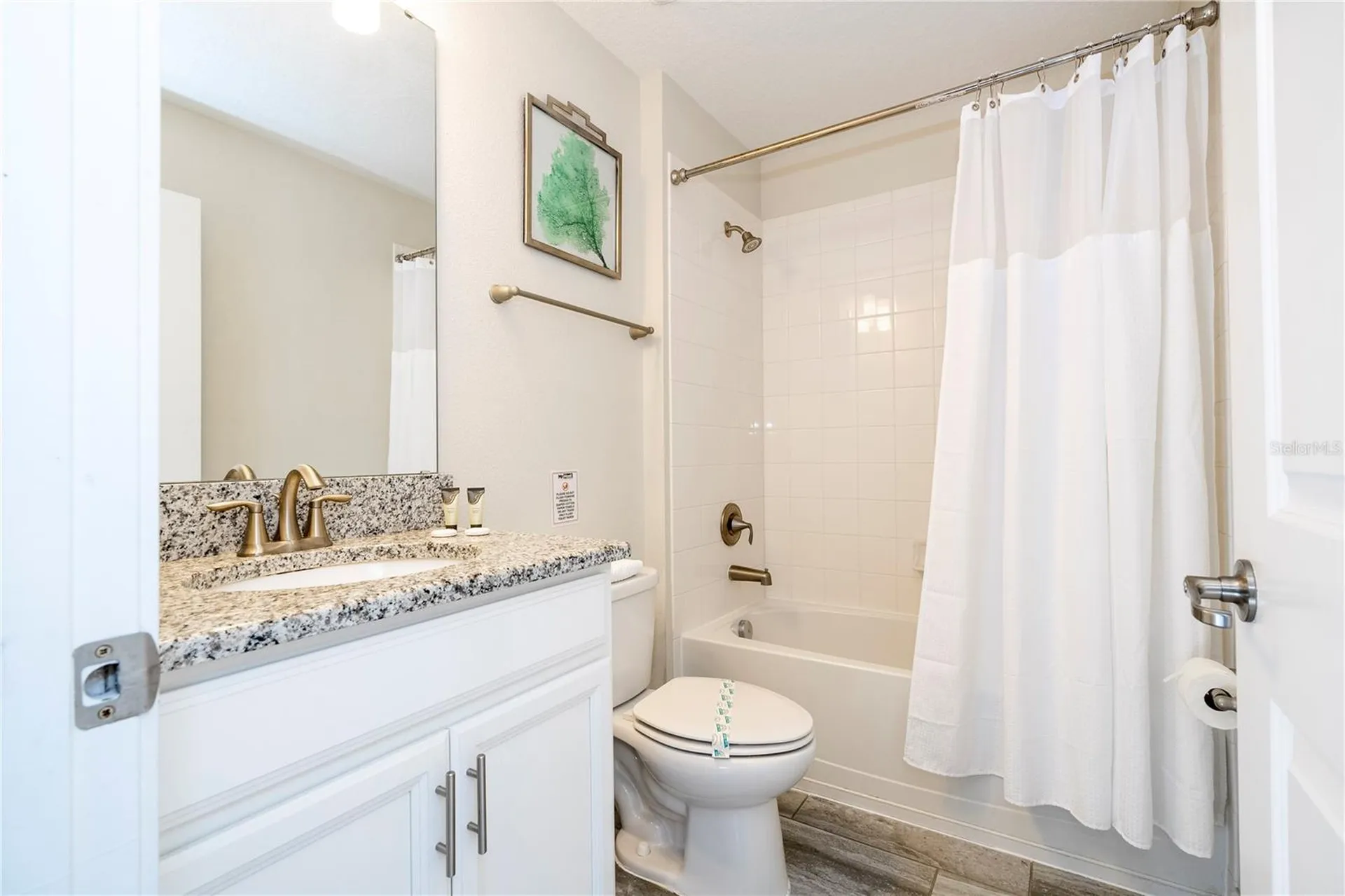 1646 Moon Valley Drive Davenport FL 33896