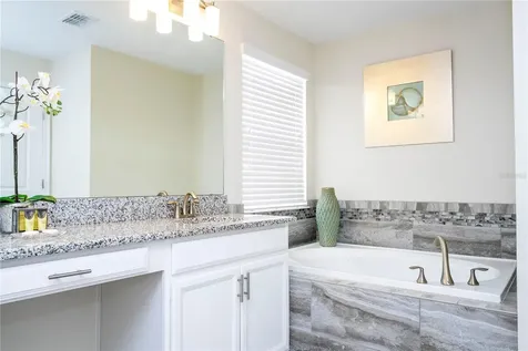 1646 Moon Valley Drive Davenport FL 33896
