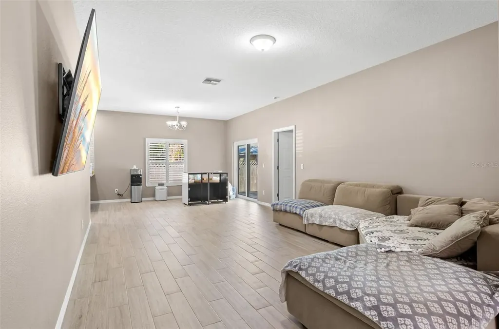 7200 62nd Way N Pinellas Park FL 33781