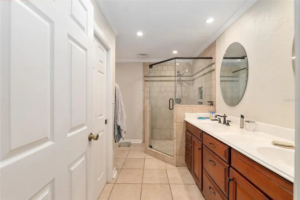 9917 SW 77th Court Gainesville FL 32608