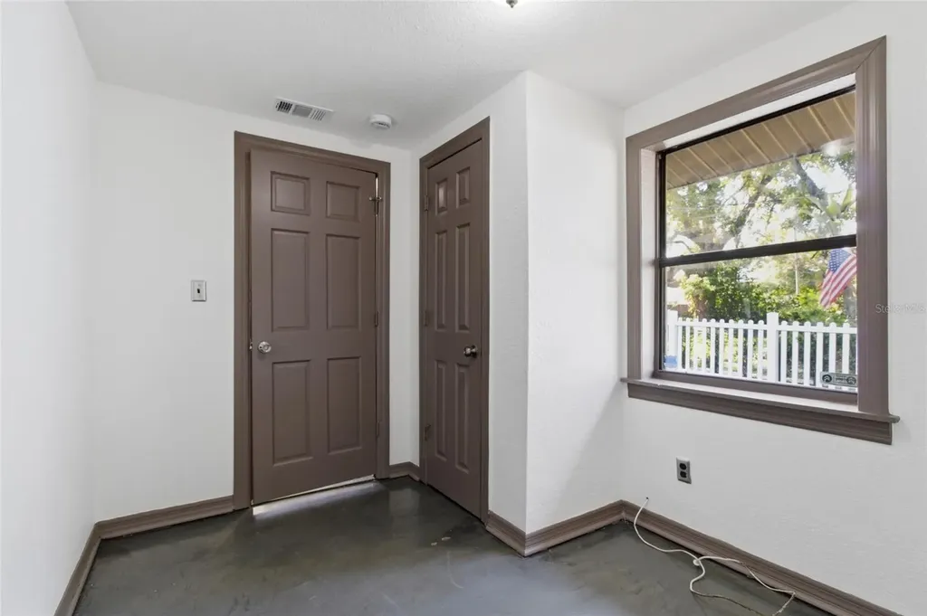 2828 N Elmore Avenue Tampa FL 33602