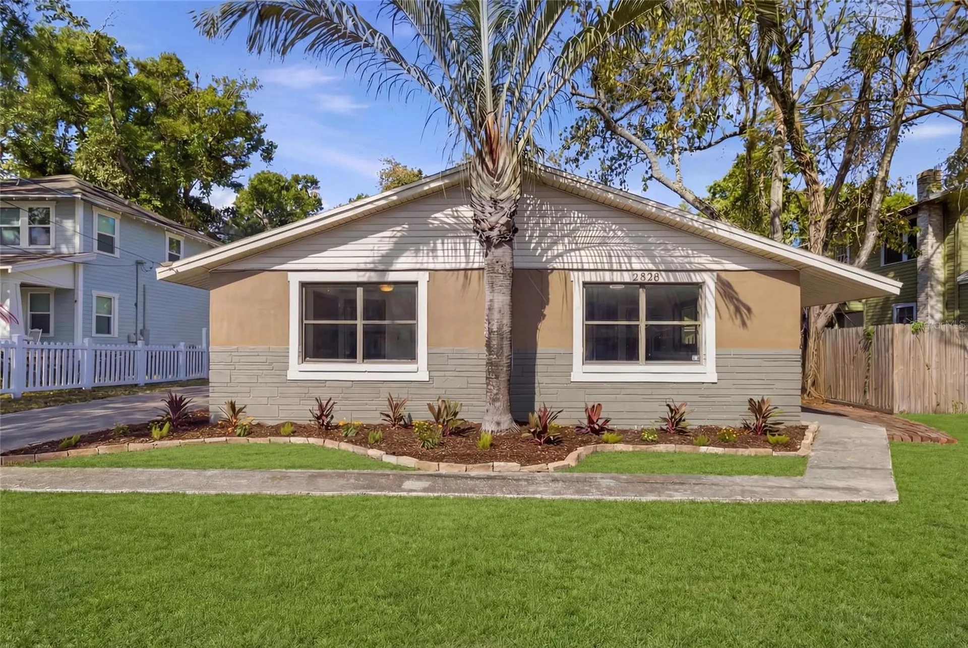 2828 N Elmore Avenue Tampa FL 33602