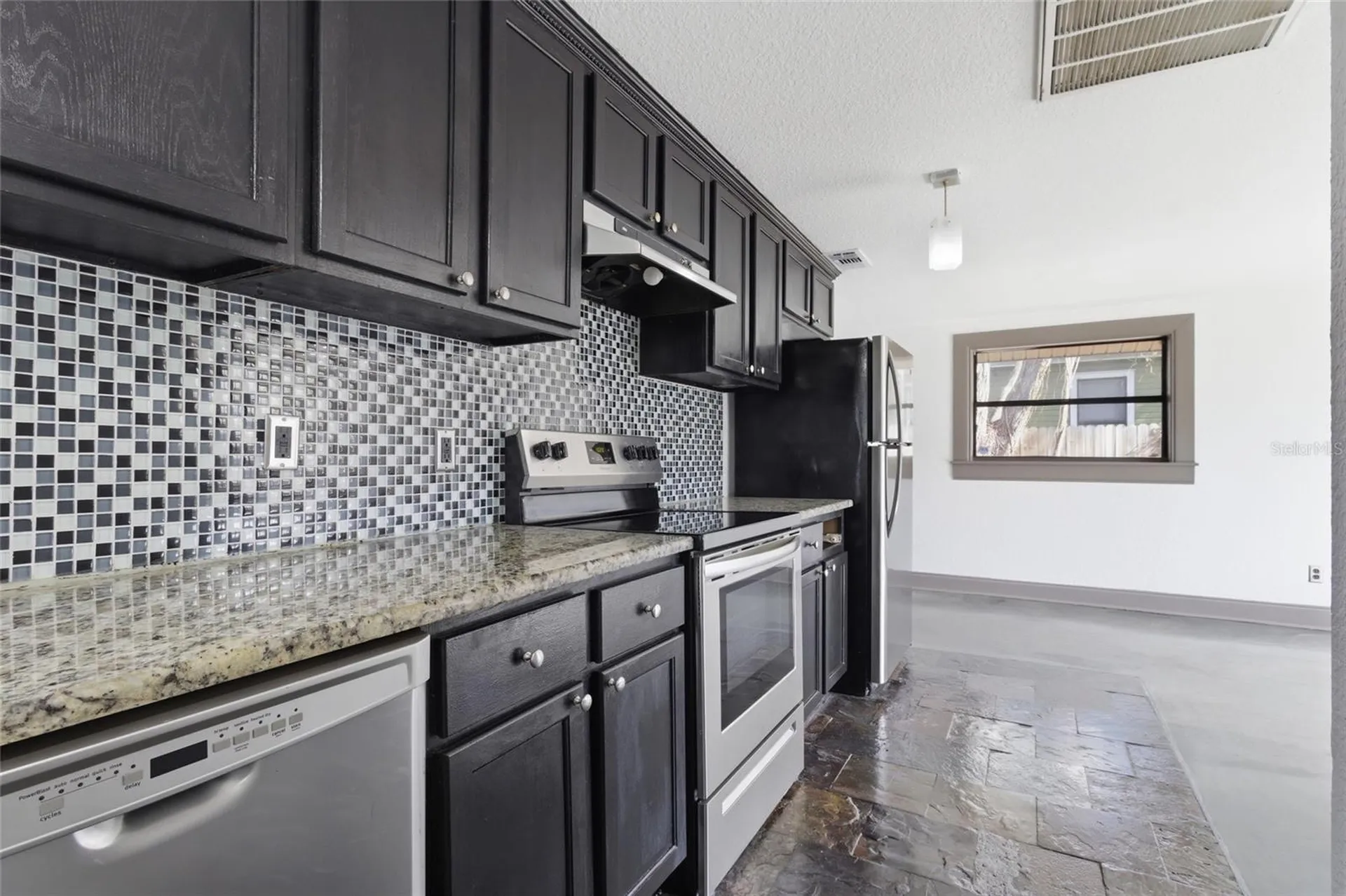 2828 N Elmore Avenue Tampa FL 33602