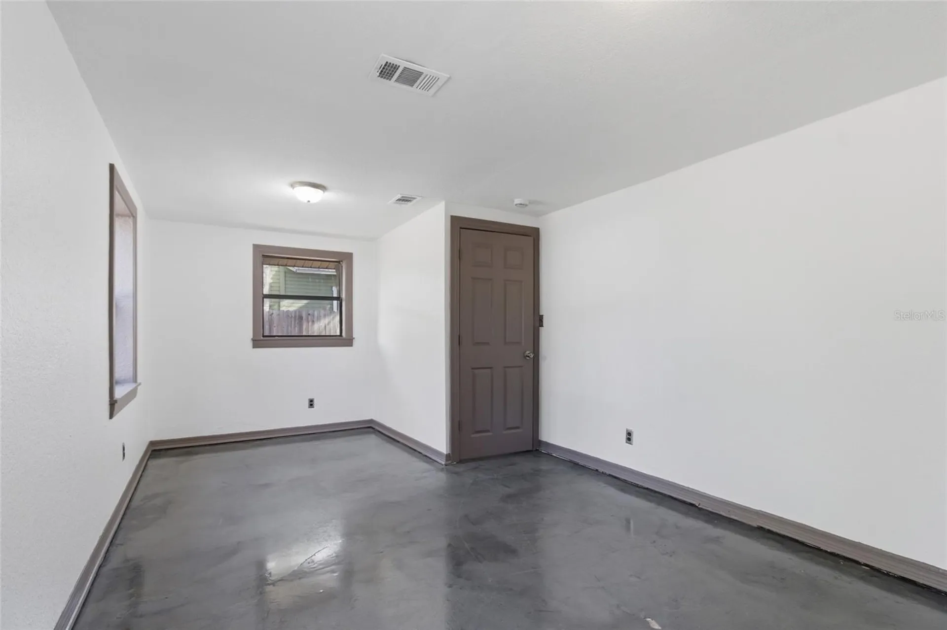 2828 N Elmore Avenue Tampa FL 33602