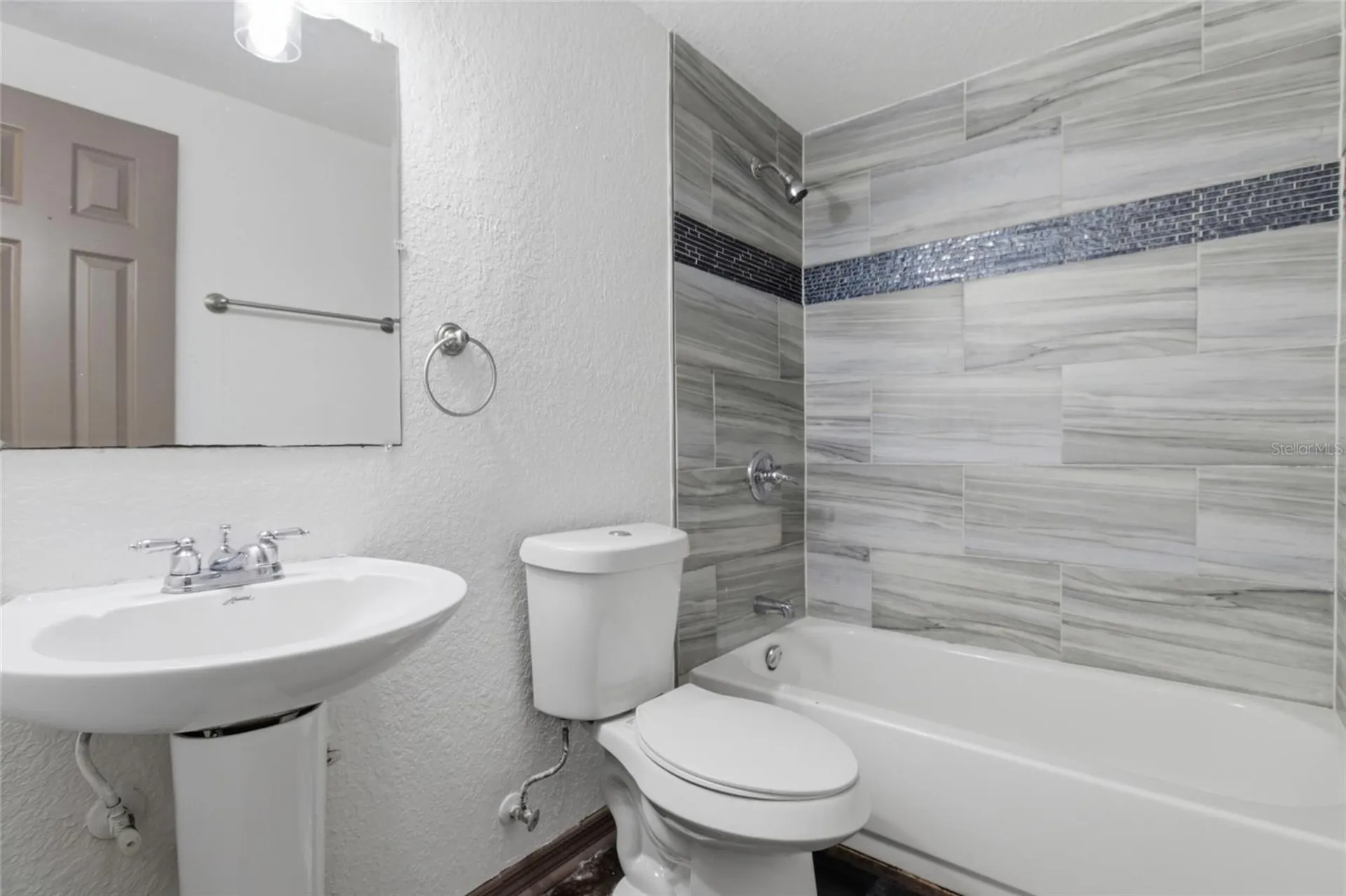 2828 N Elmore Avenue Tampa FL 33602
