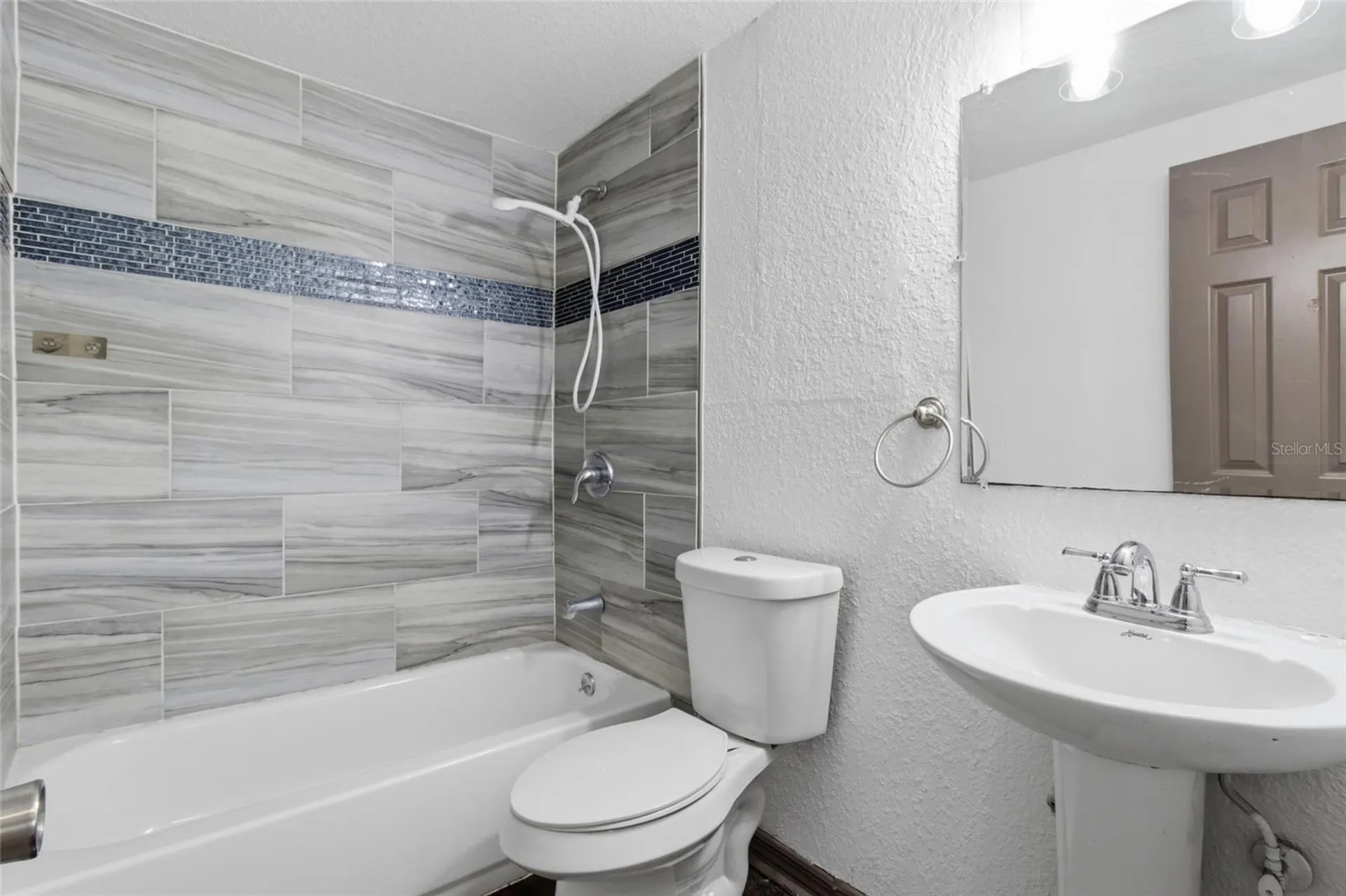 2828 N Elmore Avenue Tampa FL 33602