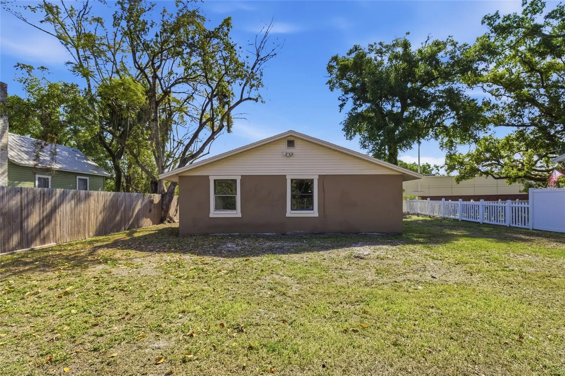 2828 N Elmore Avenue Tampa FL 33602