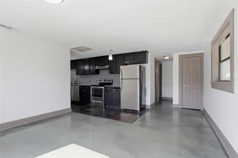 2828 N Elmore Avenue Tampa FL 33602