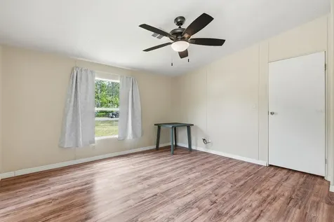 11720 NE 19th Street Silver Springs FL 34488