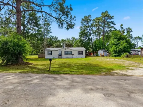 11720 NE 19th Street Silver Springs FL 34488
