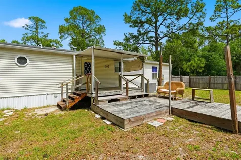 11720 NE 19th Street Silver Springs FL 34488