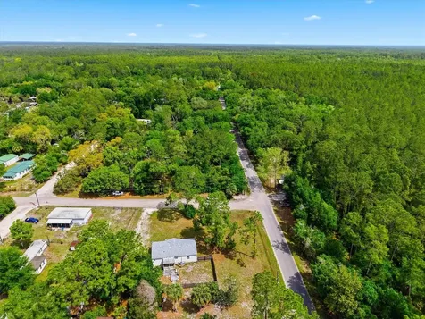 11720 NE 19th Street Silver Springs FL 34488