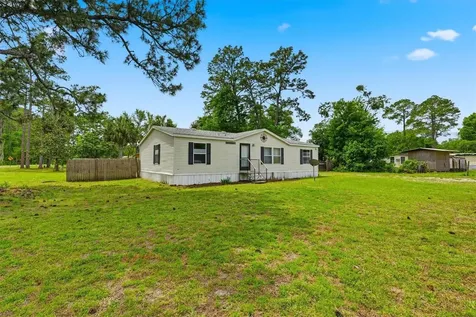 11720 NE 19th Street Silver Springs FL 34488