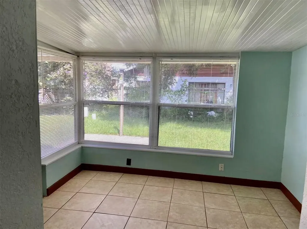 135 Coralwood Circle Kissimmee FL 34743