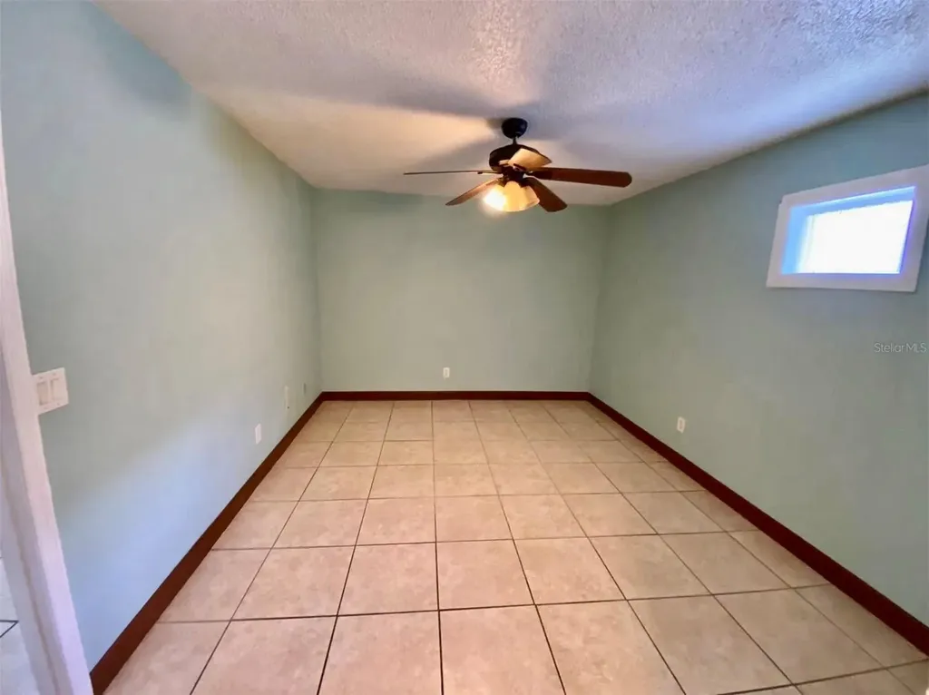 135 Coralwood Circle Kissimmee FL 34743
