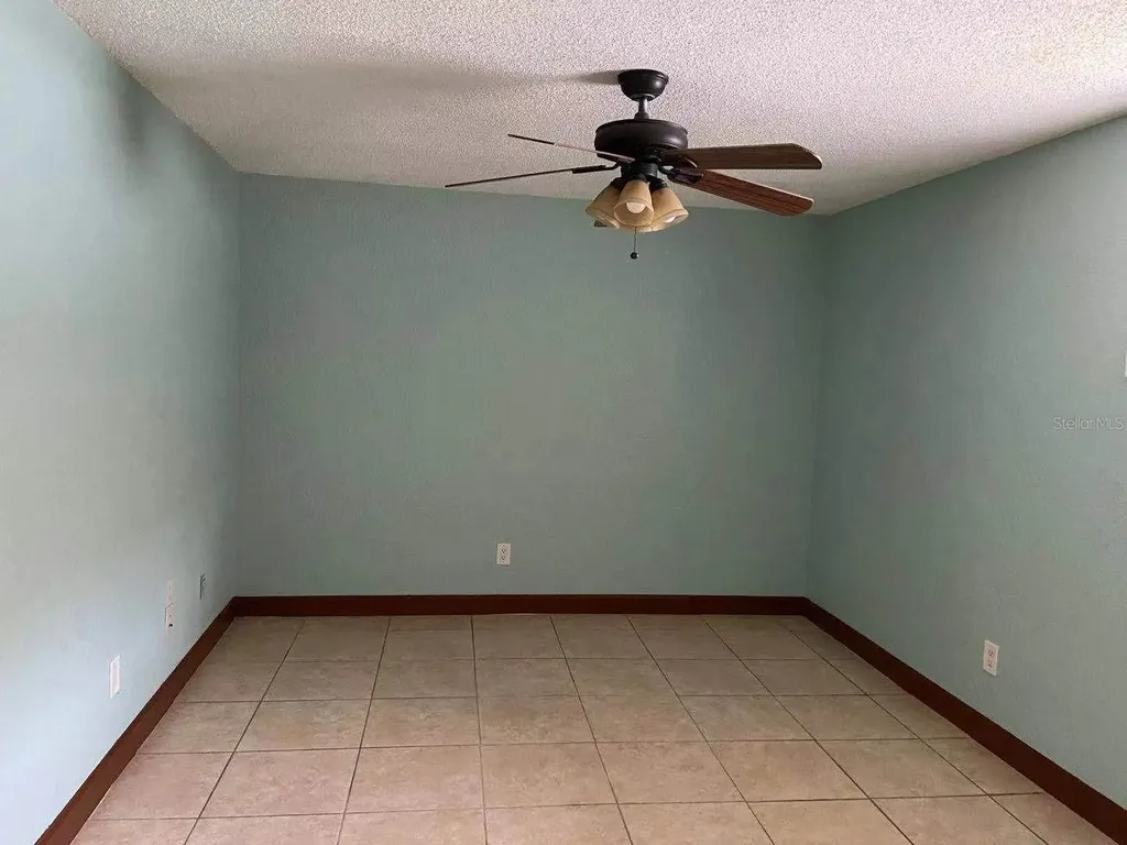 135 Coralwood Circle Kissimmee FL 34743