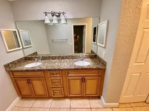 135 Coralwood Circle Kissimmee FL 34743