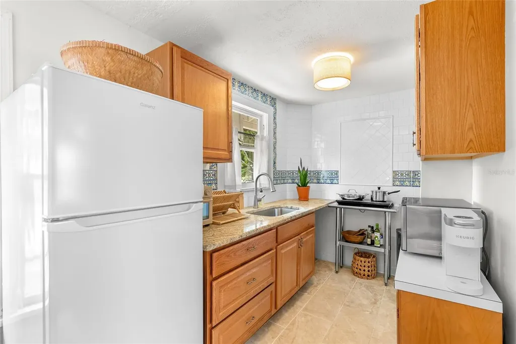 2244 8th Avenue N St Petersburg FL 33713
