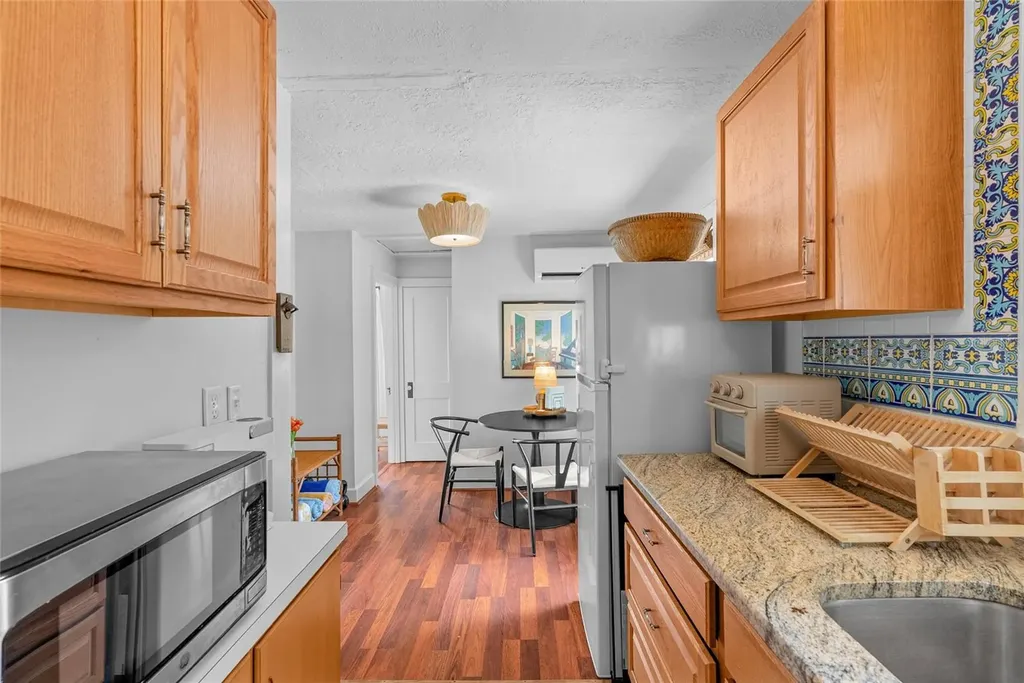 2244 8th Avenue N St Petersburg FL 33713