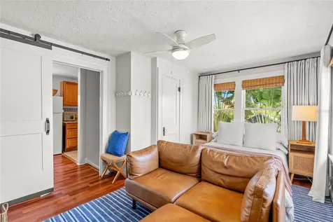 2244 8th Avenue N St Petersburg FL 33713