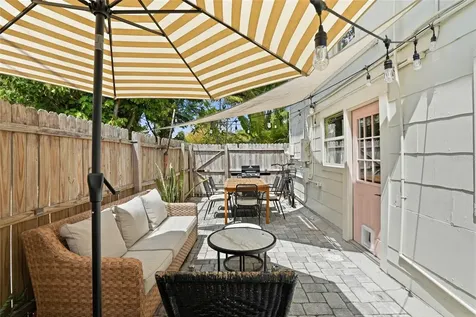 2244 8th Avenue N St Petersburg FL 33713