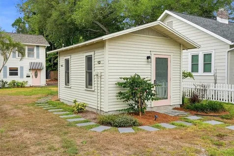 2244 8th Avenue N St Petersburg FL 33713