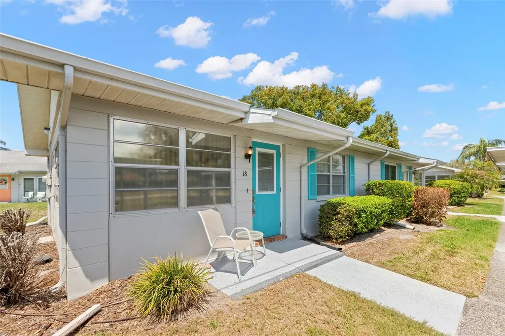 401 De Grasse Place Sun City Center FL 33573