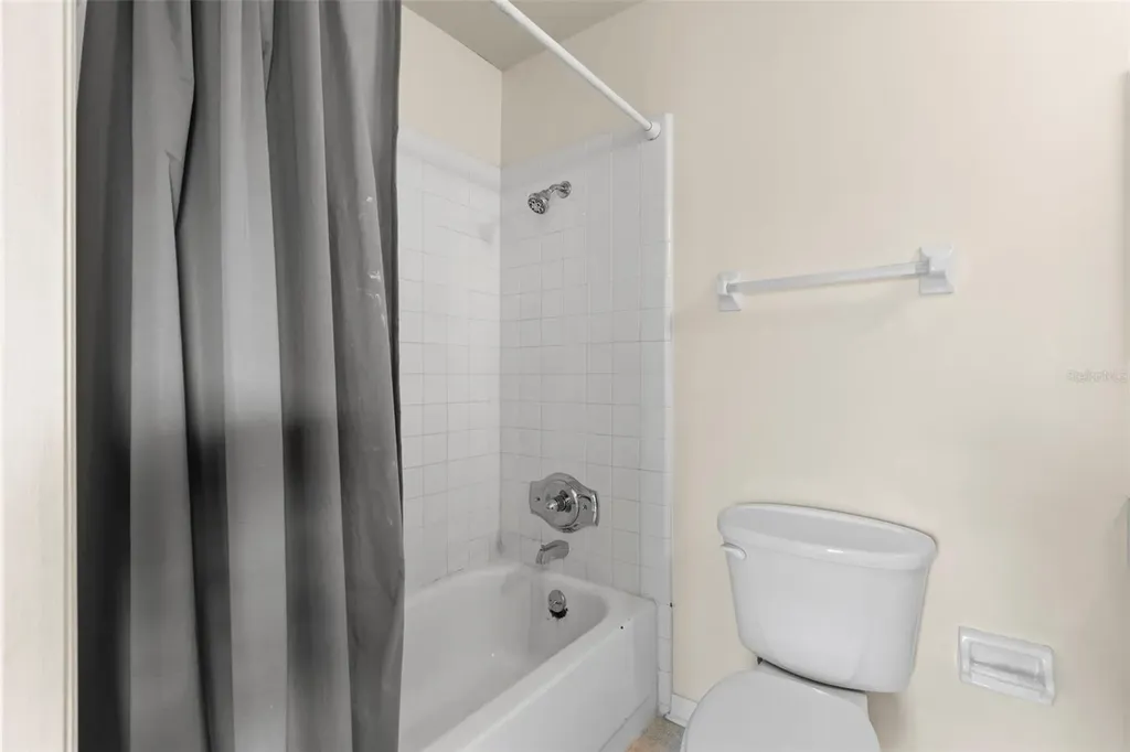 401 De Grasse Place Sun City Center FL 33573
