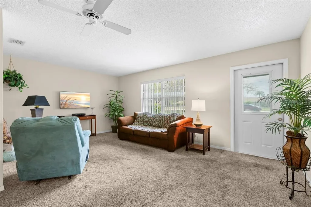 401 De Grasse Place Sun City Center FL 33573
