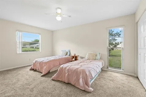 401 De Grasse Place Sun City Center FL 33573