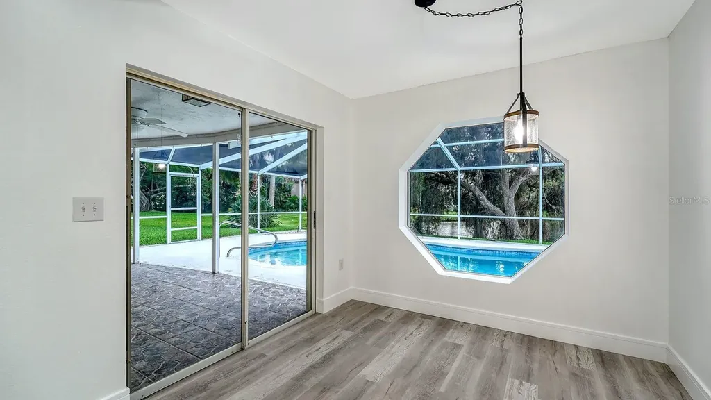 4368 Kingston Loop Sarasota FL 34238
