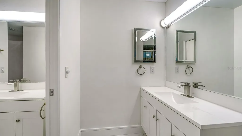 4368 Kingston Loop Sarasota FL 34238