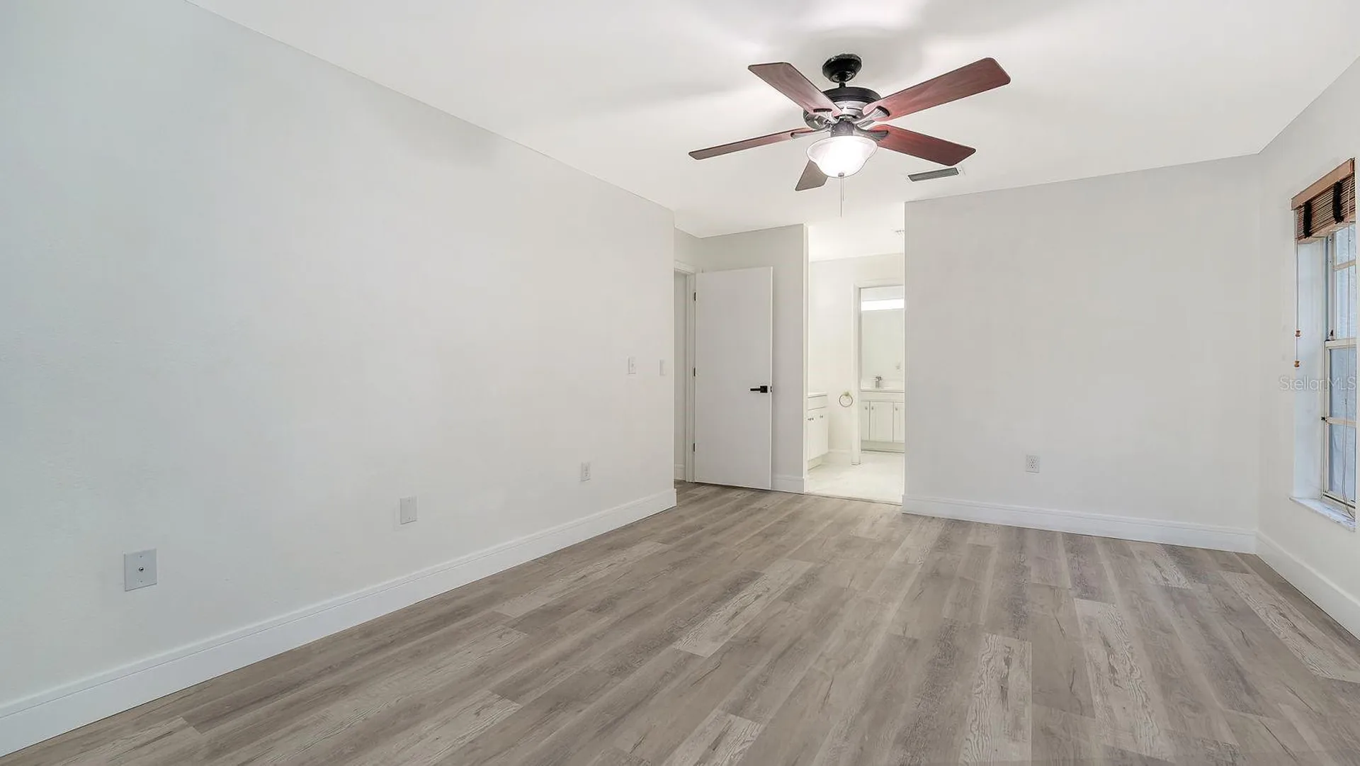 4368 Kingston Loop Sarasota FL 34238
