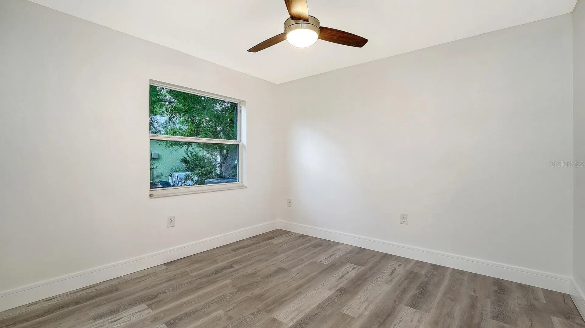 4368 Kingston Loop Sarasota FL 34238