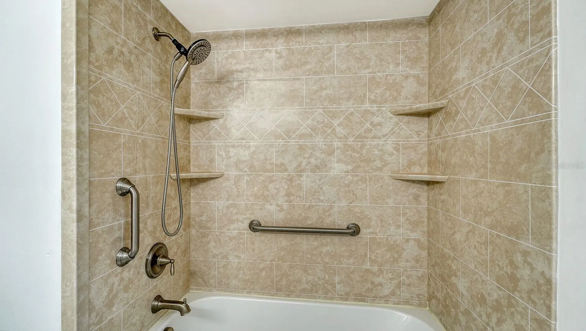 4368 Kingston Loop Sarasota FL 34238