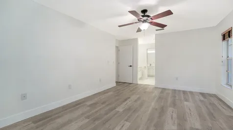 4368 Kingston Loop Sarasota FL 34238