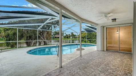 4368 Kingston Loop Sarasota FL 34238