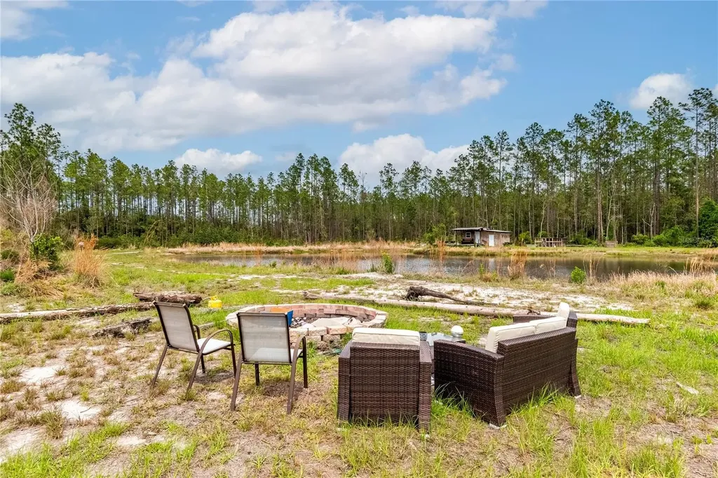 12655 NE 215th Street Fort Mc Coy FL 32134