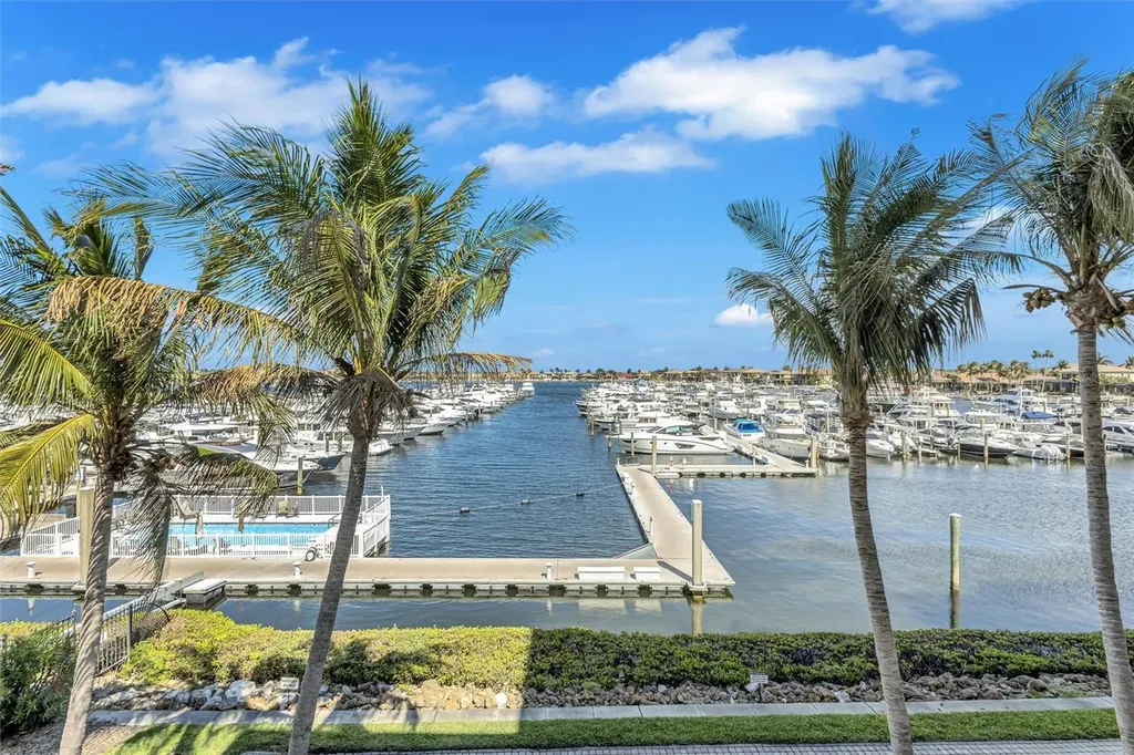 606 Riviera Dunes Way Palmetto FL 34221