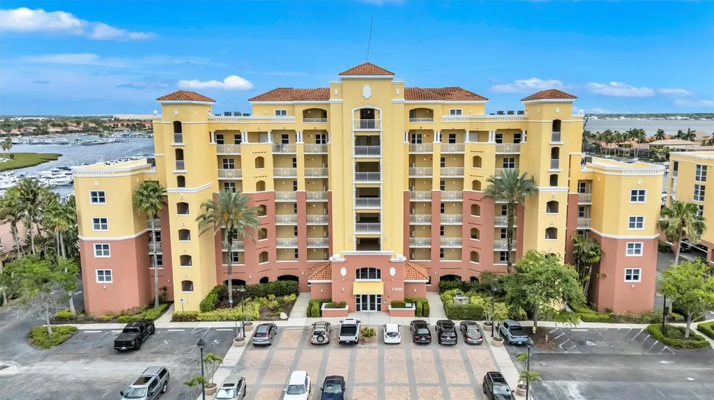 606 Riviera Dunes Way Palmetto FL 34221