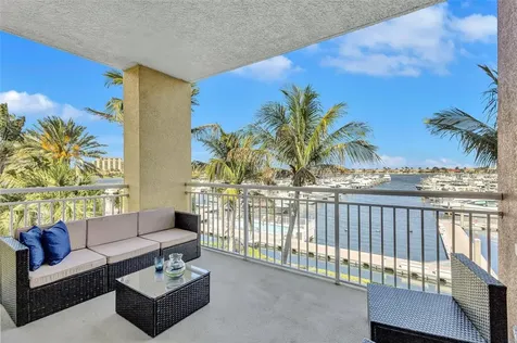 606 Riviera Dunes Way Palmetto FL 34221