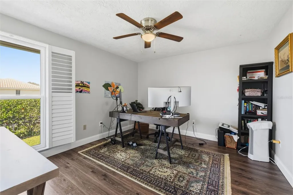 1997 Hawaii Avenue NE St Petersburg FL 33703