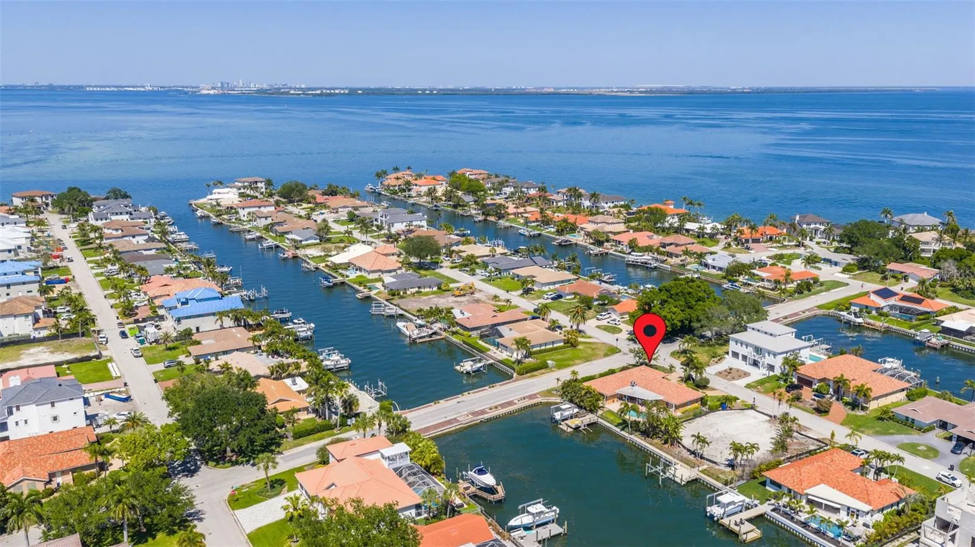 1997 Hawaii Avenue NE St Petersburg FL 33703