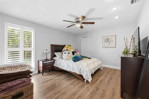 1997 Hawaii Avenue NE St Petersburg FL 33703