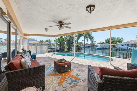 1997 Hawaii Avenue NE St Petersburg FL 33703